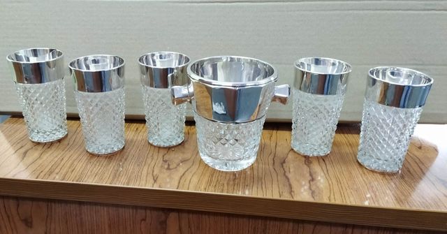 1 Cubitera y 5 vasos Cristal y Aro plateado