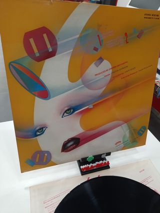 Lipps INC Puckes LP 1980