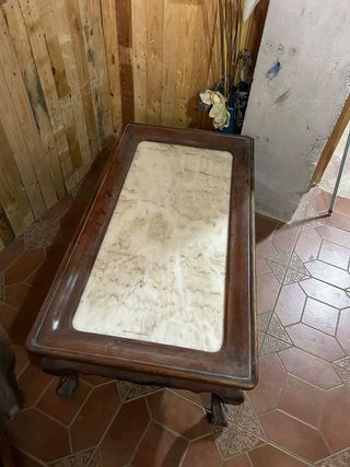 Mesa de centro antigua.