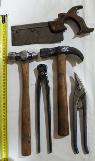 HERRAMIENTAS ANTIGUAS