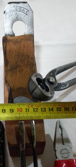 HERRAMIENTAS ANTIGUAS