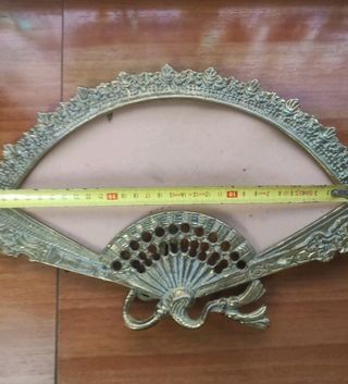 Marco Victoriano de bronce.