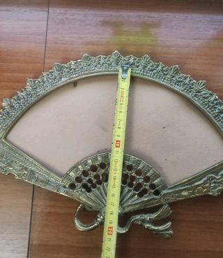 Marco Victoriano de bronce.