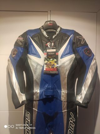 (NUEVO) Mono SUOMY  2 Piezas. Talla M