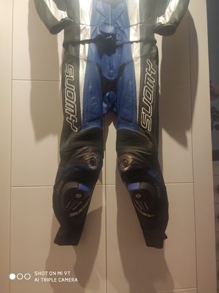 (NUEVO) Mono SUOMY  2 Piezas. Talla M