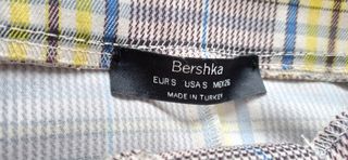 Falda de cuadros de Bershka