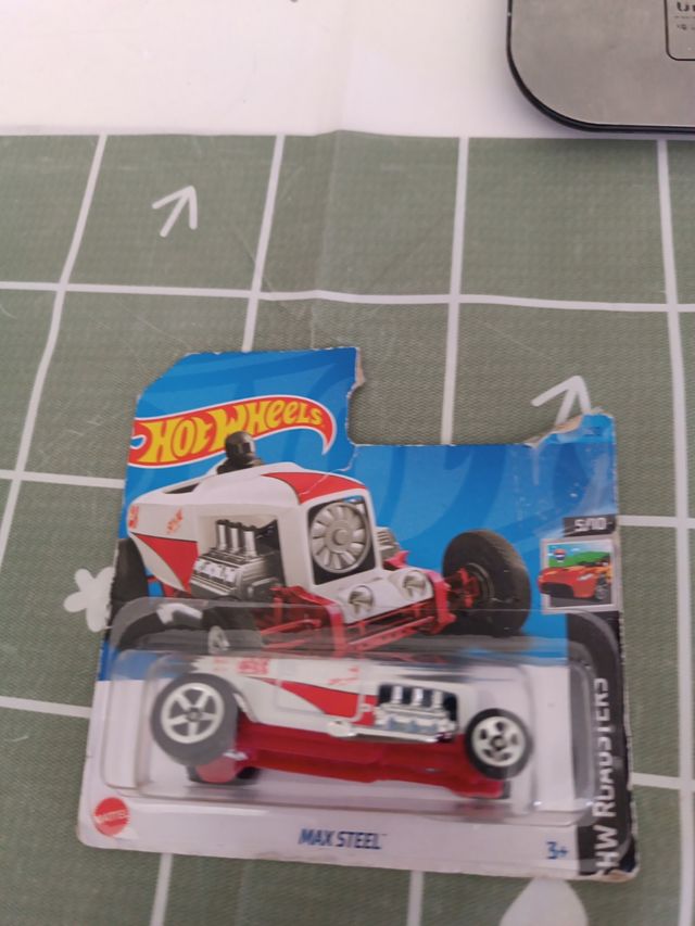 Max Steel Hot Wheels