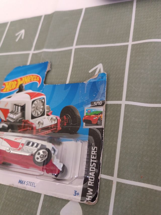 Max Steel Hot Wheels