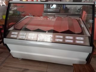 Nevera vitrina / expositora de helados 