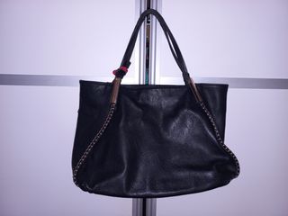 Bolso Victorio & Lucchino. 