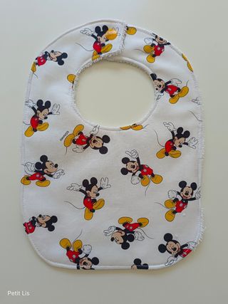 babero Mickey 4