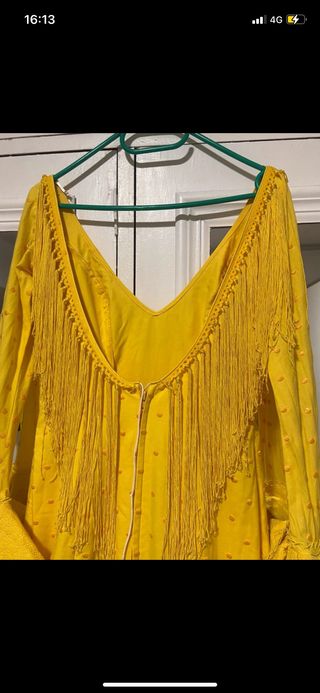 Traje de flamenca amarillo