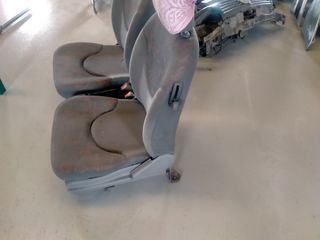 Asientos Nissan micra 1.3i. año 97_01