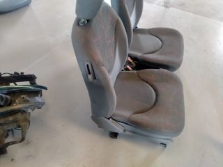 Asientos Nissan micra 1.3i. año 97_01