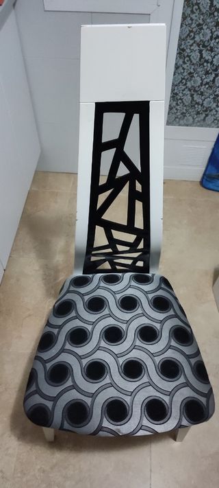 4 Sillas diseño salón