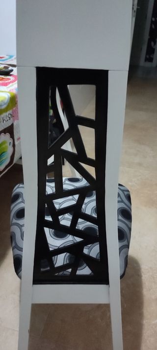 4 Sillas diseño salón