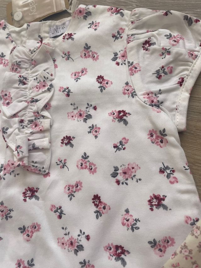 Dos vestidos bebé 6 meses ESTRENAR