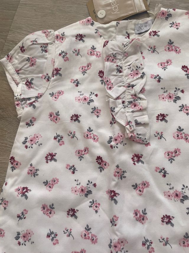 Dos vestidos bebé 6 meses ESTRENAR