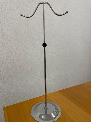 Expositores para bolsos o collares