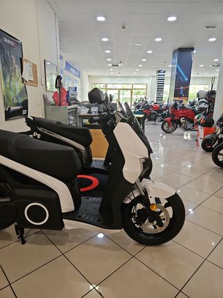 SILENCE S01 BLACK FRIDAY