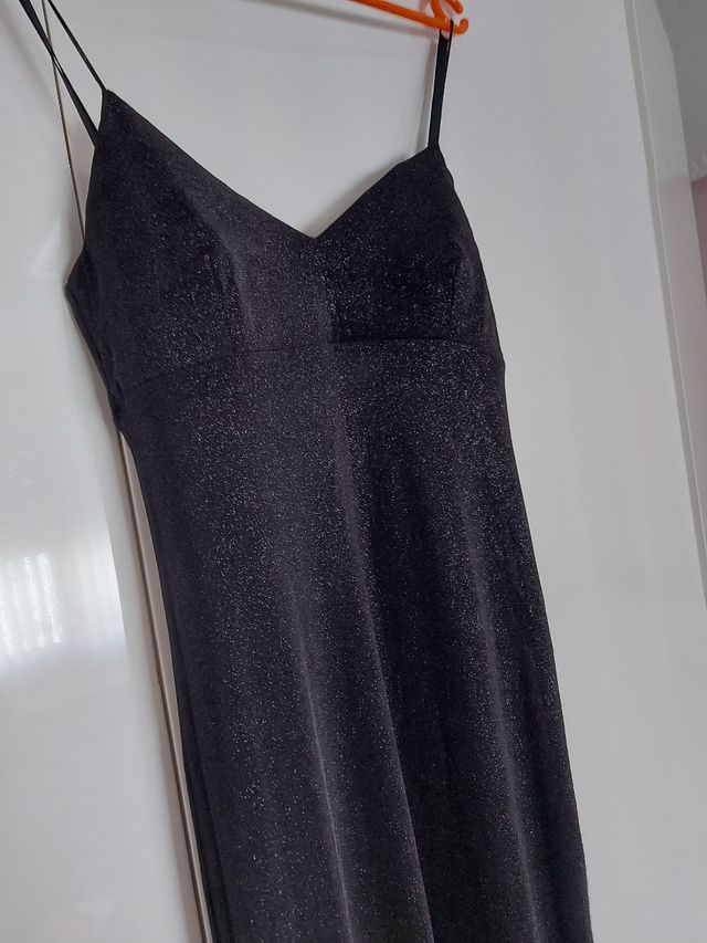 vestido negro de cóctel