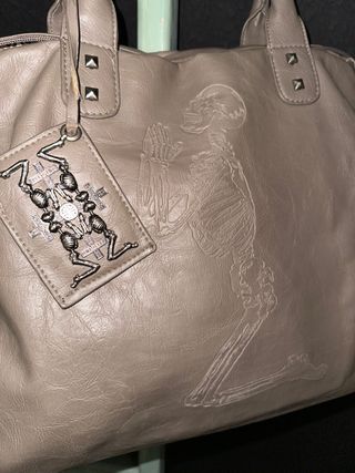 Bolso marca Religion 