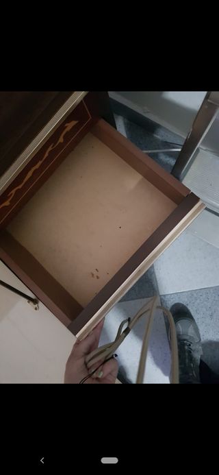 mueble clásico para televisor