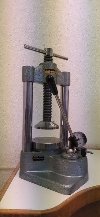 Prensa hidráulica dental