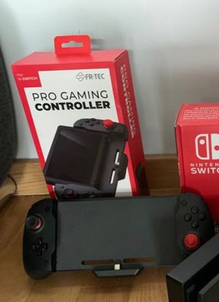 Mando Nintendo switch + Tarjeta SD