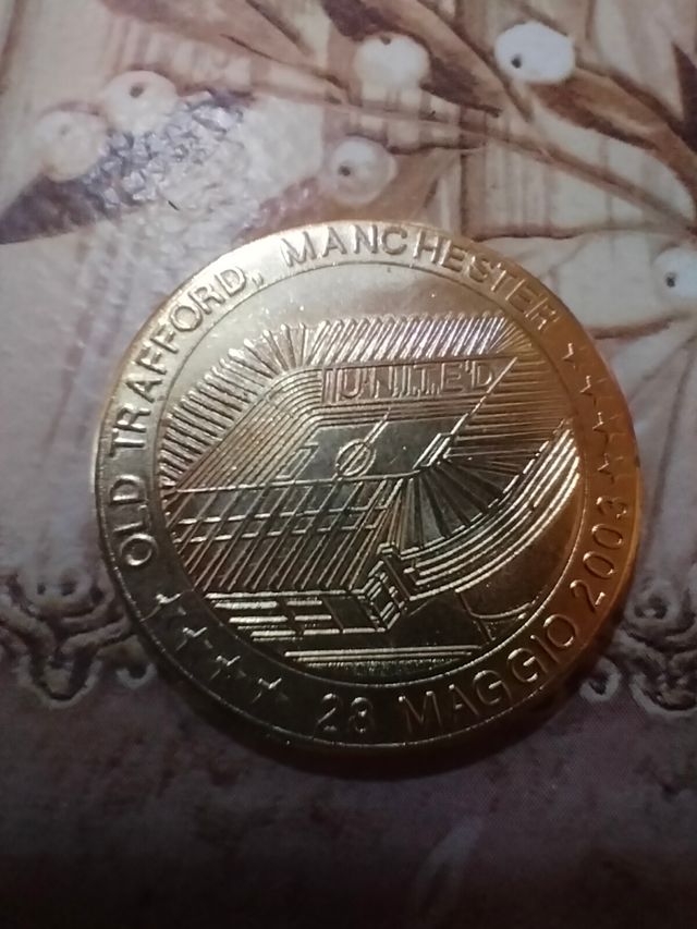 moneta juventus milan finale Champions League 2003