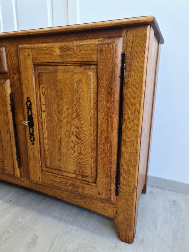 Aparador Macizo de Roble Rustico