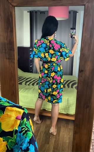 Como nuevo vestido flores botones joya talla M/L