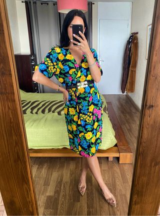 Como nuevo vestido flores botones joya talla M/L