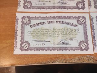 billetes papel de finanzas 