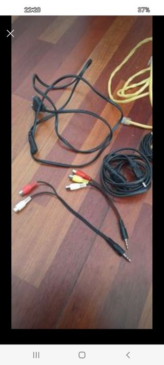Vendo varios cabos.