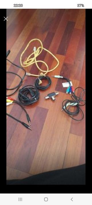 Vendo varios cabos.