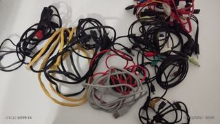 Vendo varios cabos.