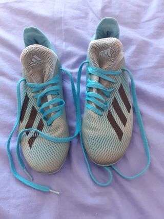 zapatillas de niño de fútbol con tacos Adidas