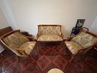Divani antichi in vendita