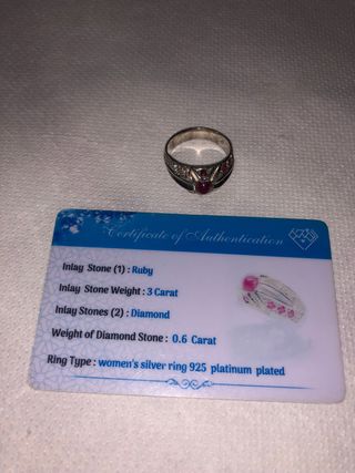 Anillo de plata con diamant y Ruby 