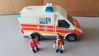 AMBULANCIA PLAYMOBIL