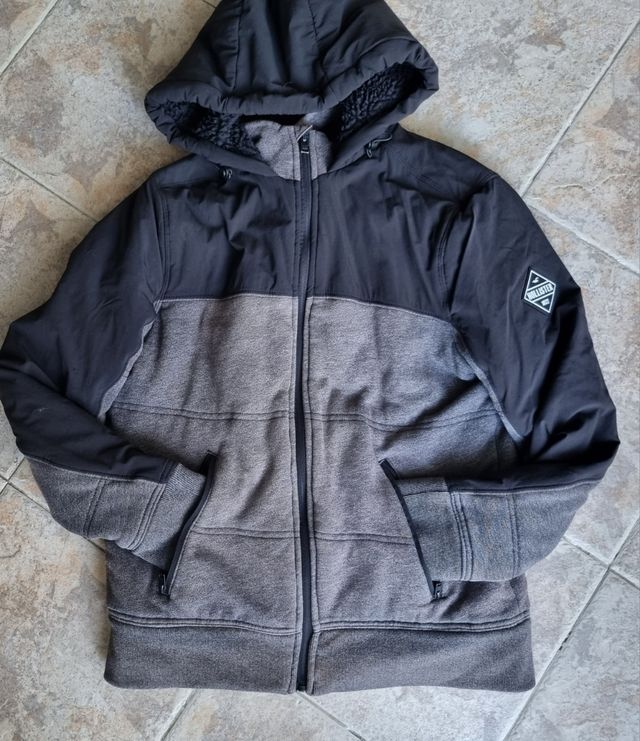 Chaqueta Hollister (original)