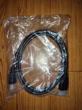 cable duplicador ladrón HDMI 1 entrada y 2 salidas de segunda mano por 10  EUR en Alicante/Alacant en WALLAPOP