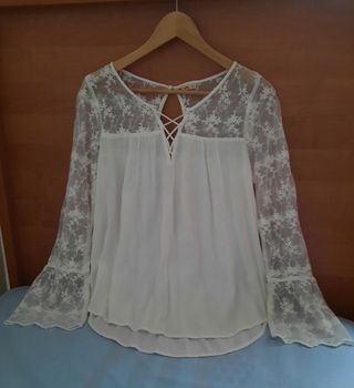 Blusa  HOLLISTER. Talla M.