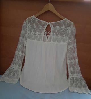 Blusa  HOLLISTER. Talla M.