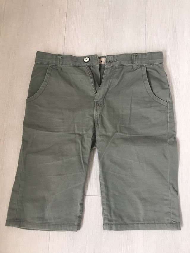 Bermudas tono caqui 12-13 años chico