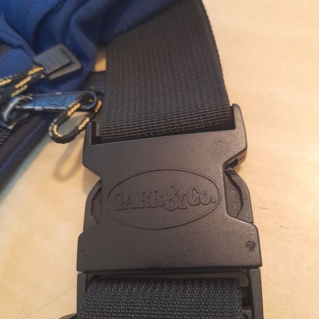 marsupio capiente comodo multicerniere