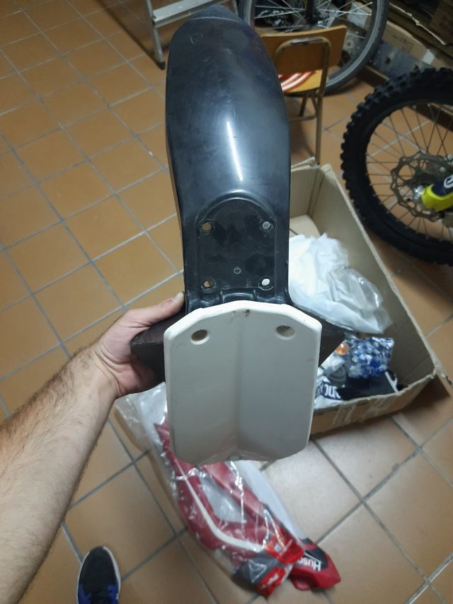 guardabarros delantero husqvarna 2012/2016