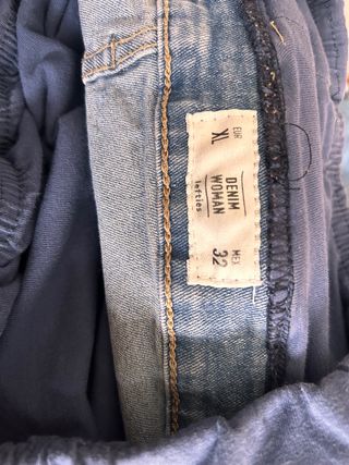 Pantalón vaquero premamá Lefties