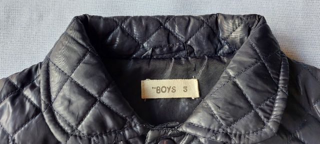 Parka fina + regalo camiseta  Talla 3